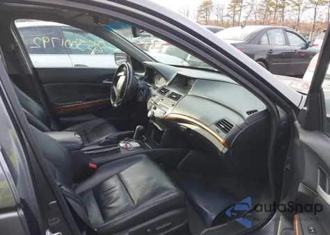 2011 Honda Accord 2.4 Ex-L из США, поврежденный, VIN 1HGCP2F82BA121290